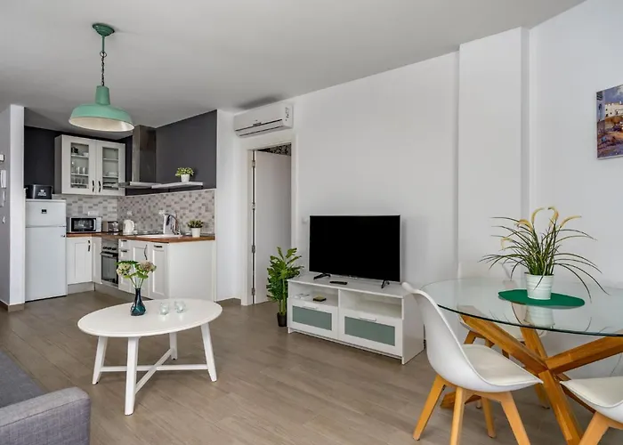 Апартаменты Duquesa De Espana By Interhome