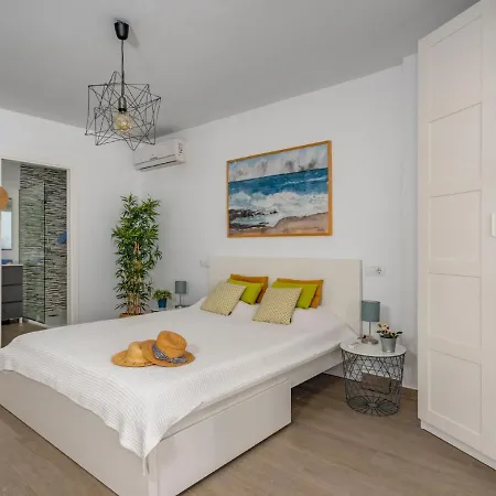 Duquesa De Espana By Interhome *