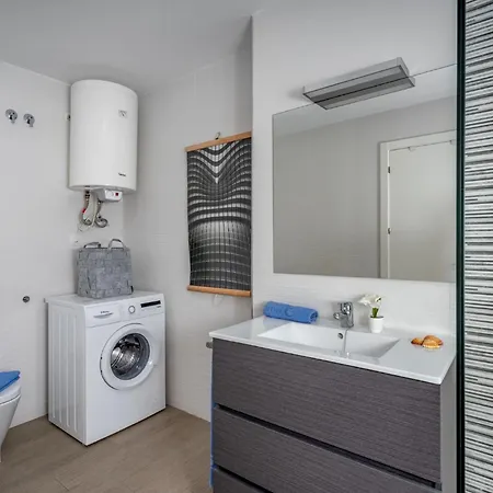 Duquesa De Espana By Interhome Torremolinos