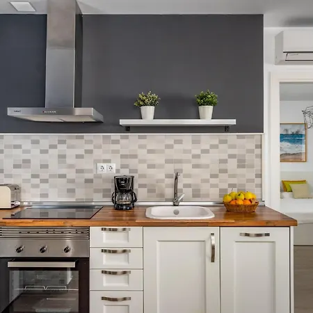 Apartament Duquesa De Espana By Interhome